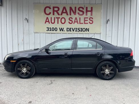 Used 2009 Mercury Milan image 3