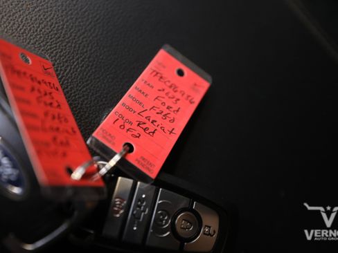 Used 2023 Ford F250 Lariat w/ Lariat Ultimate Package image 13