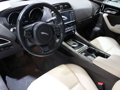 Used 2017 Jaguar F-PACE Prestige AWD/4WD image 27