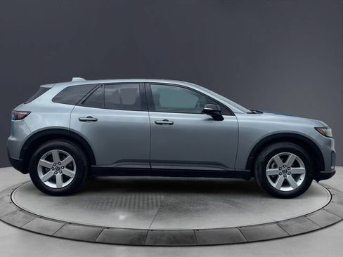Certified 2025 Honda Prologue EX image 6