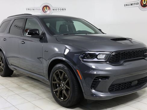 Used 2025 Dodge Durango R/T image 38