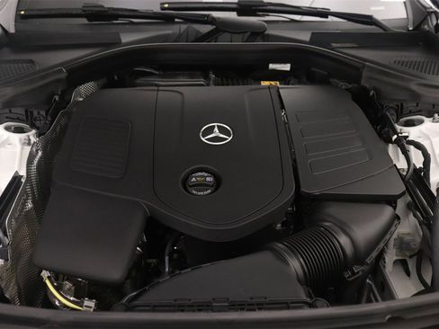 New 2026 Mercedes-Benz GLC 300 4MATIC image 11