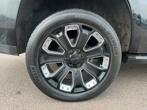 Used 2019 GMC Yukon Denali w/ Denali Ultimate Package AWD/4WD image 37