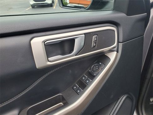 Certified 2023 Ford Explorer XLT w/ Equipment Group 202A image 10