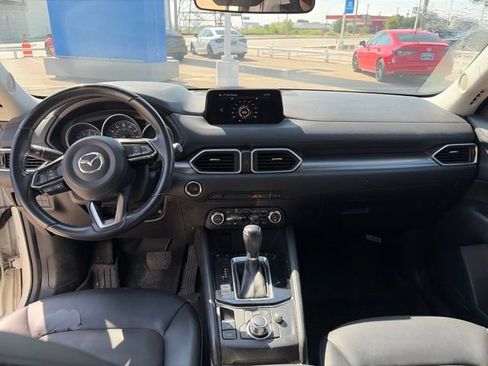 Used 2017 MAZDA CX-5 Touring AWD/4WD image 9