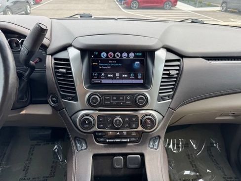 Used 2016 Chevrolet Tahoe LT RWD image 2