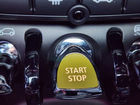 Used 2023 MINI Cooper SE image 29