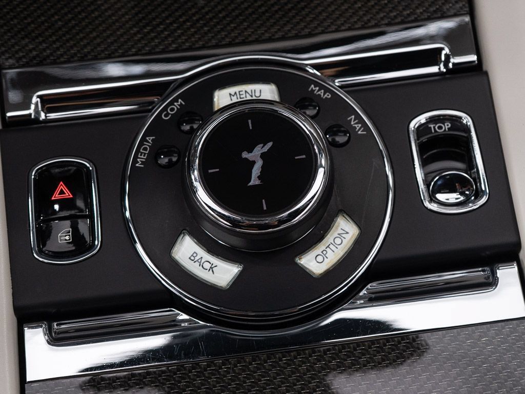 Certified 2018 Rolls-Royce Dawn RWD image 41