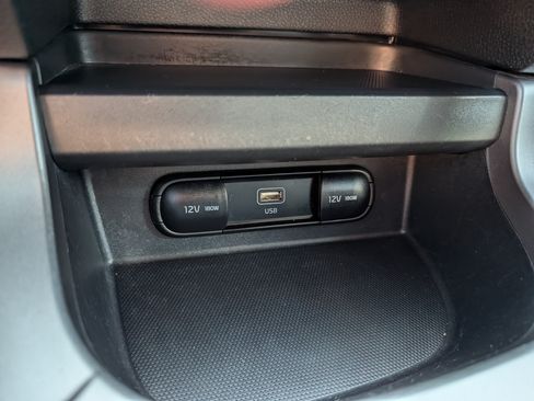 Certified 2024 Kia Seltos LX AWD/4WD image 33