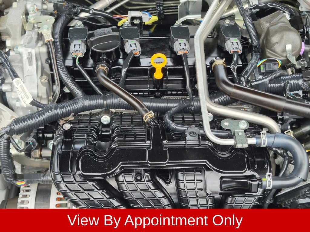 Used 2025 Nissan Altima 2.5 SV FWD image 30