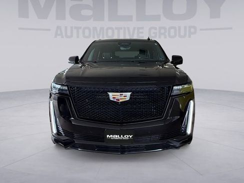 Used 2022 Cadillac Escalade Sport AWD/4WD image 8