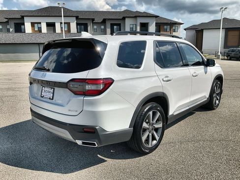 Used 2023 Honda Pilot Elite image 14
