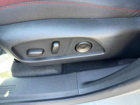 New 2026 Chevrolet Equinox RS w/ Convenience Package III FWD image 19