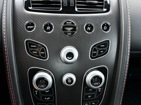 Used 2017 Aston Martin V12 Vantage S RWD image 67