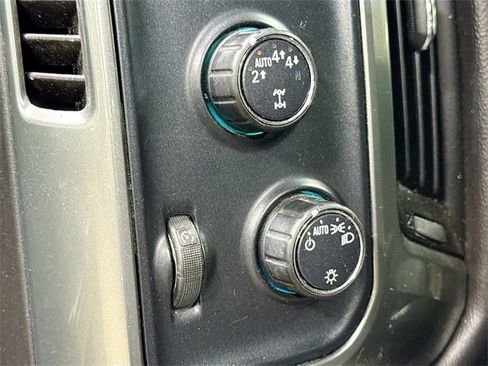 Used 2018 Chevrolet Silverado 1500 LT image 7