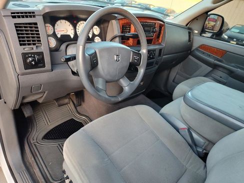 Used 2006 Dodge Ram 1500 Truck SLT w/ TRX4 Group AWD/4WD image 18