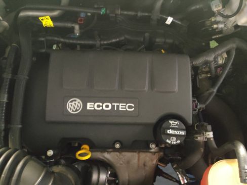 Used 2019 Buick Encore Sport Touring w/ Safety Package FWD image 30