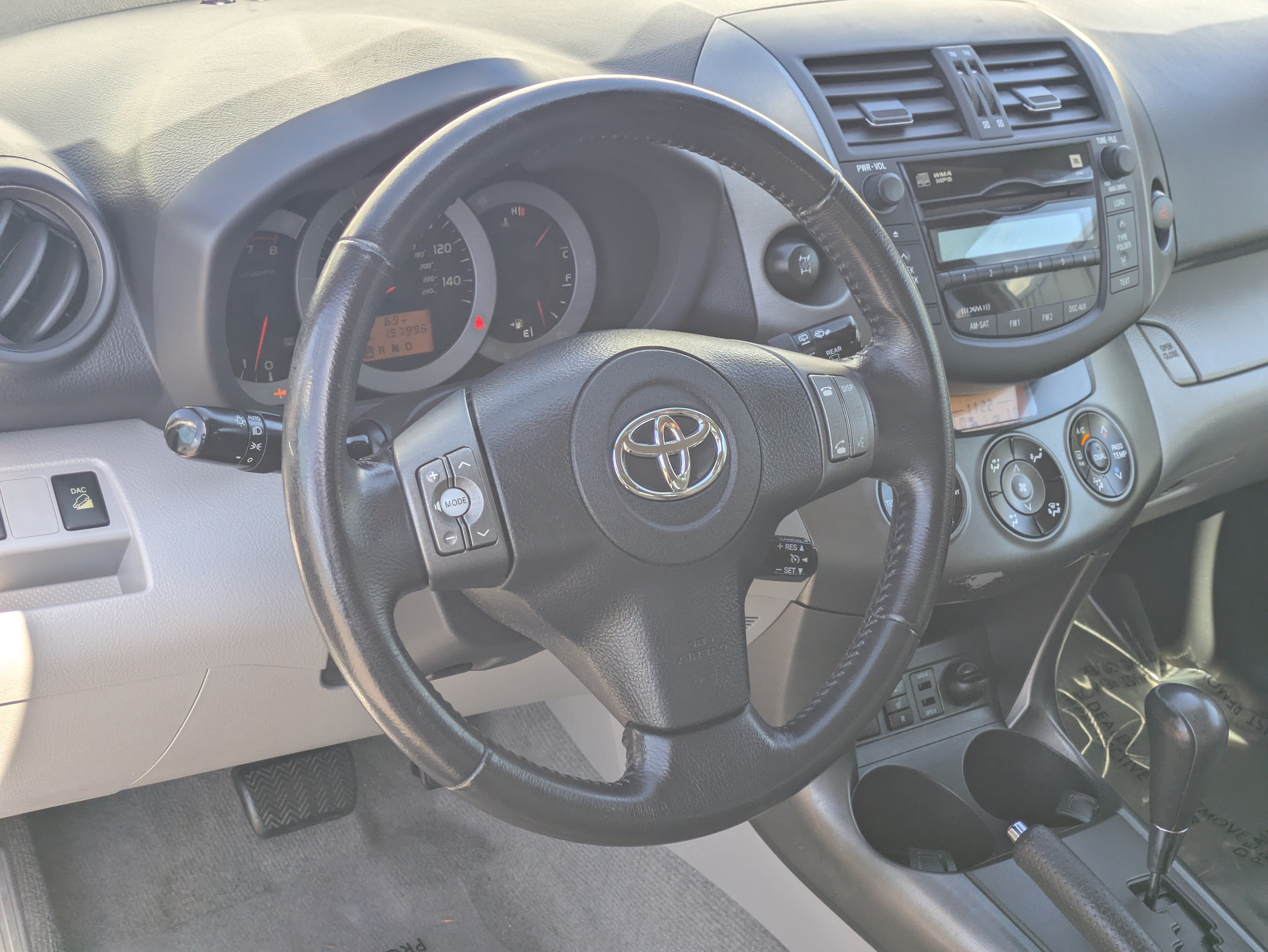Used 2011 Toyota RAV4 Limited w/ Limited Extra Value Pkg AWD/4WD image 22