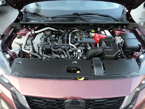 Used 2020 Nissan Sentra SV image 29