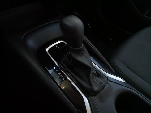 Certified 2024 Toyota Corolla LE image 24