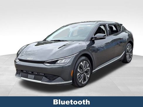 Used 2024 Kia EV6 Light image 4