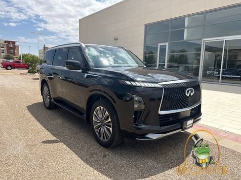 Used 2025 INFINITI QX80 Sensory AWD/4WD image 3