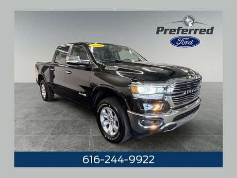 Used 2019 RAM 1500 Laramie AWD/4WD image 1