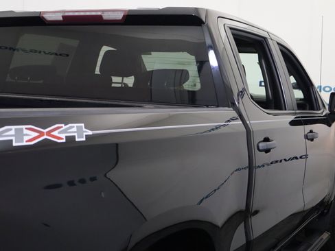 Used 2021 Chevrolet Silverado 1500 Custom image 6