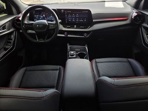 Used 2026 Chevrolet Equinox RS w/ Convenience Package III FWD image 19