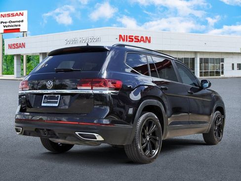 Used 2022 Volkswagen Atlas SE image 4