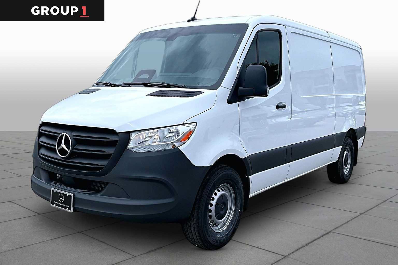 Used 2026 Mercedes-Benz Sprinter 2500 image 1