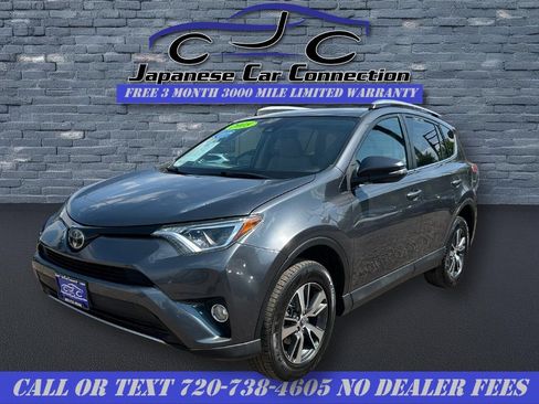Used 2018 Toyota RAV4 XLE AWD/4WD image 3