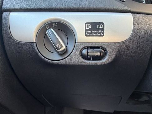 Used 2012 Volkswagen Jetta TDI image 14