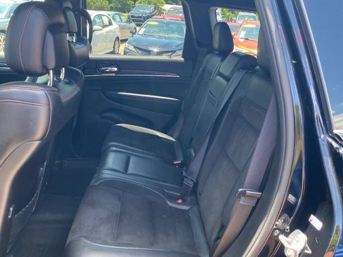Used 2020 Jeep Grand Cherokee Trailhawk AWD/4WD image 8