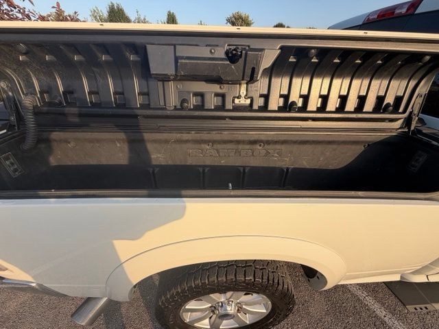 Used 2018 RAM 2500 Longhorn w/ Convenience Group AWD/4WD image 13