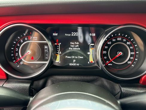 Certified 2021 Jeep Gladiator Rubicon AWD/4WD image 30