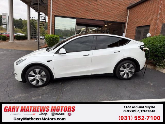 Used 2021 Tesla Model Y Long Range AWD/4WD image 1