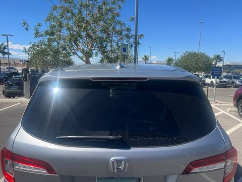 Used 2019 Honda Pilot EX image 8