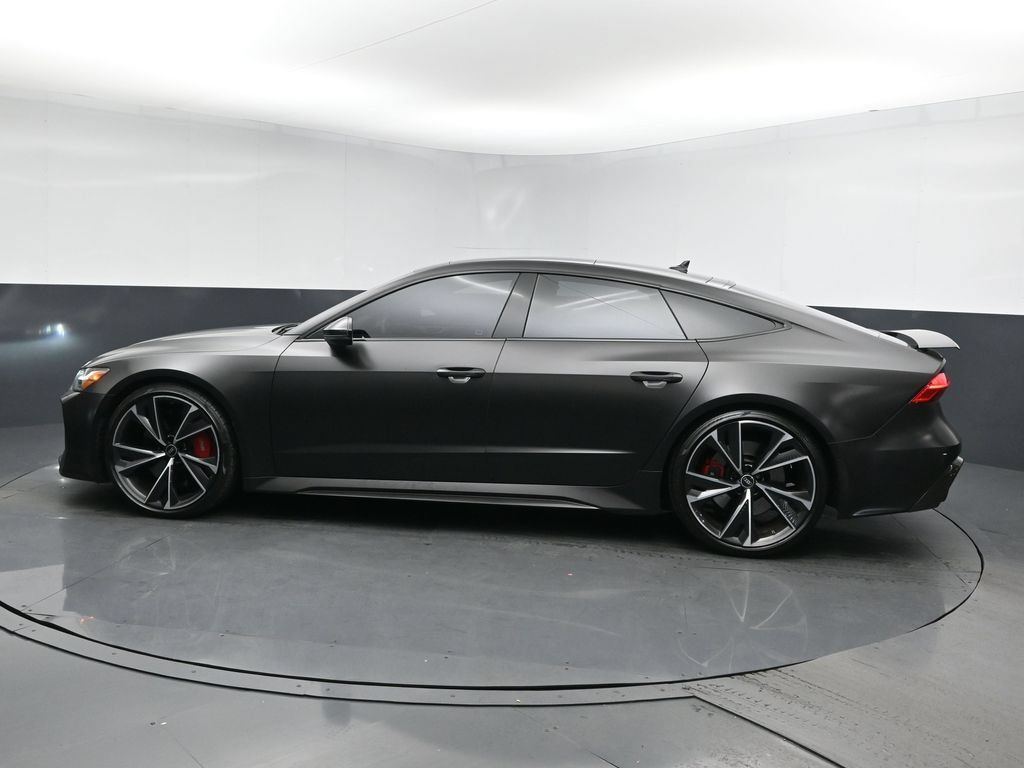 Used 2021 Audi RS 7 Sportback w/ Carbon Optic Package AWD/4WD image 4
