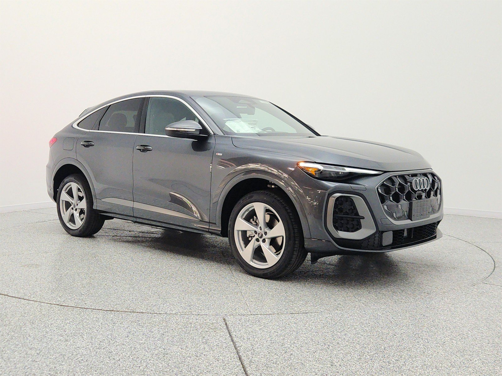New 2026 Audi Q5 Premium Plus AWD/4WD image 3