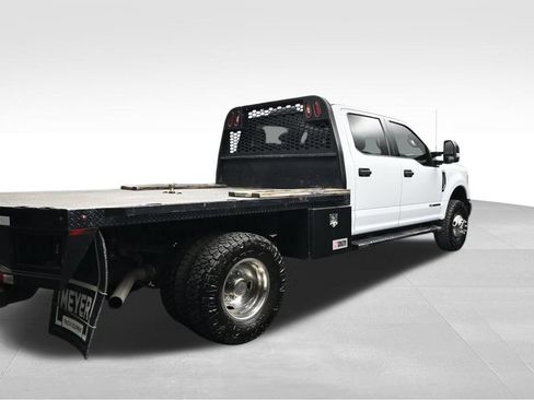 Used 2022 Ford F350 XLT AWD/4WD image 5