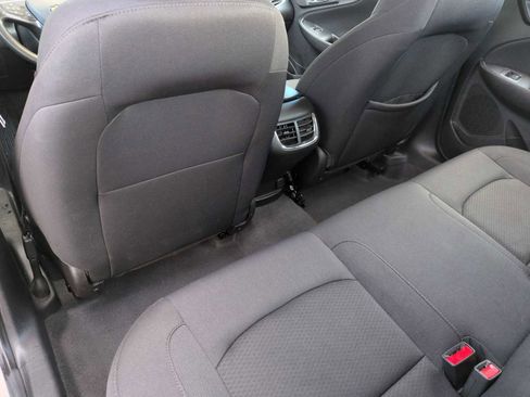 Used 2023 Chevrolet Malibu LT FWD image 18