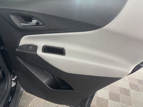 Used 2024 Chevrolet Equinox LT image 24