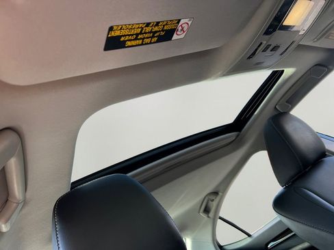 Used 2018 Lexus ES 350 w/ Navigation System Package image 6