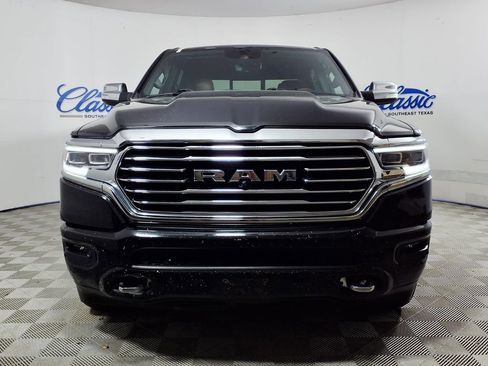 Used 2022 RAM 1500 Limited AWD/4WD image 3