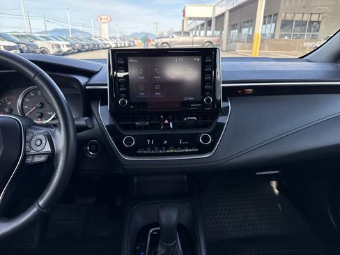 Used 2021 Toyota Corolla SE w/ SE Premium Package image 27