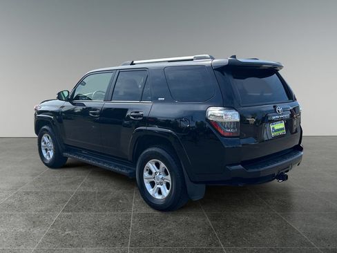 Used 2024 Toyota 4Runner SR5 Premium w/ Moonroof Package AWD/4WD image 8