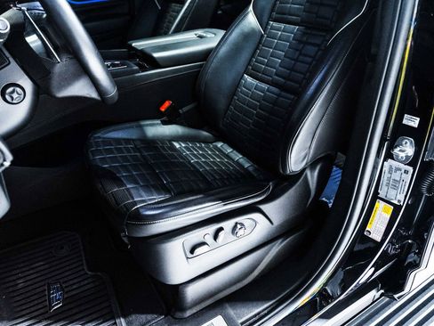 Used 2024 Cadillac Escalade V image 20