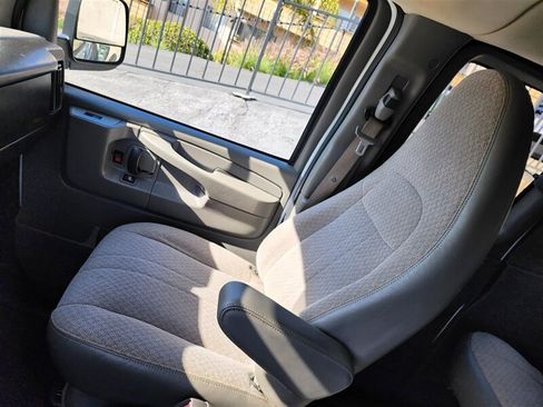 Used 2014 Chevrolet Express 1500 LS image 23