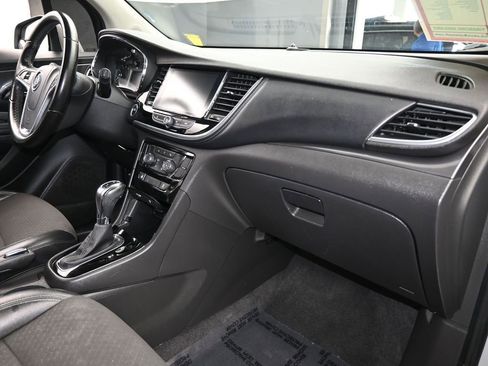 Used 2020 Buick Encore Preferred image 43